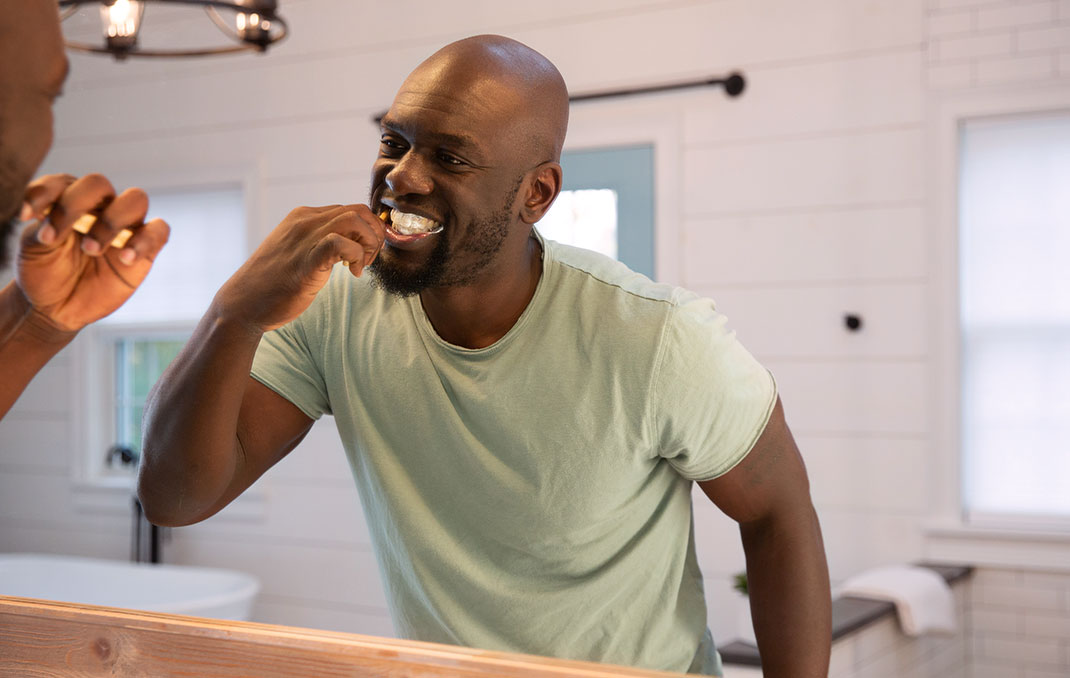 Why Choosing a Natural Toothpaste Will Give You Something to Smile About